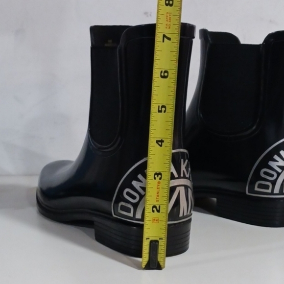 Donna Karan Black DKNY Marsha Rain Boots sz 7 - Picture 13 of 16